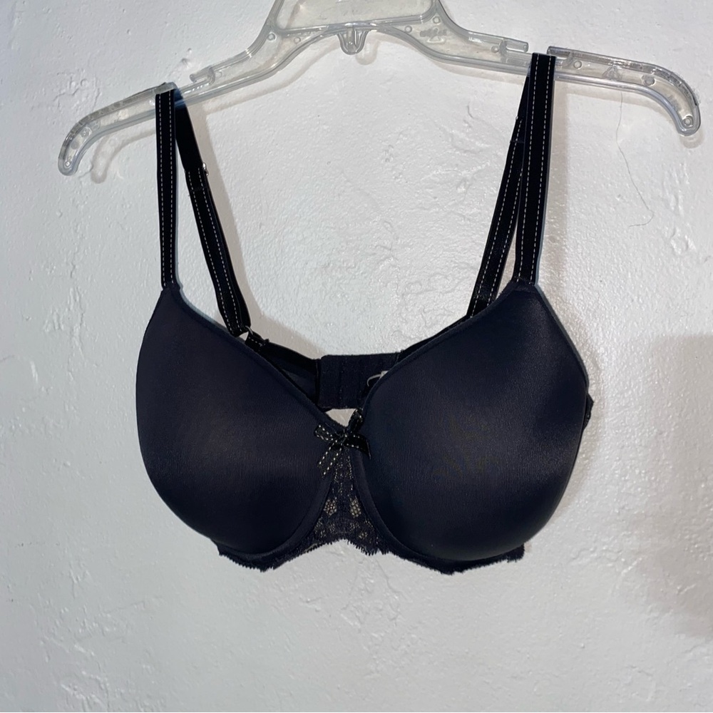 Chantelle 34H Stitch Strap Beautiful Black Underwire Bra with Lace Sheer Sides